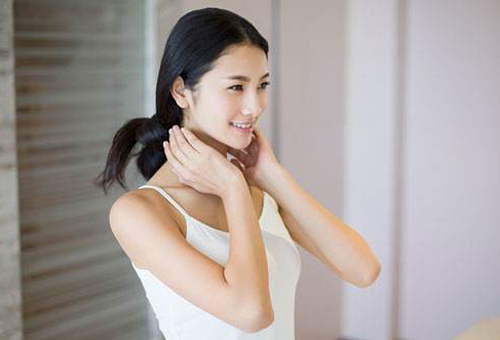 经常化妆皮肤差 教你做好4点来补救!
