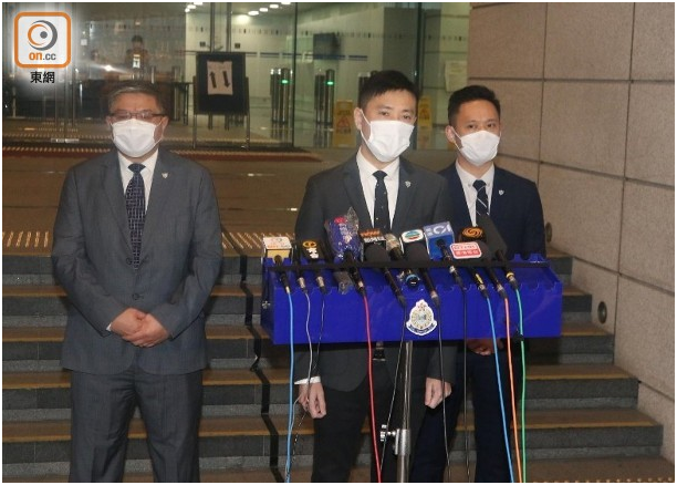 警方交代案情。图源：香港“东网”