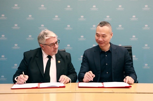 ϺӢѧУֶУϺǩ޺ͬЭ Уάֲ