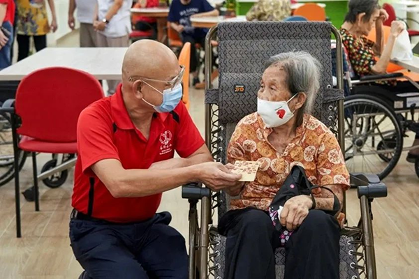 ʨͷ¼θƼҽϯ׿˳عʷ