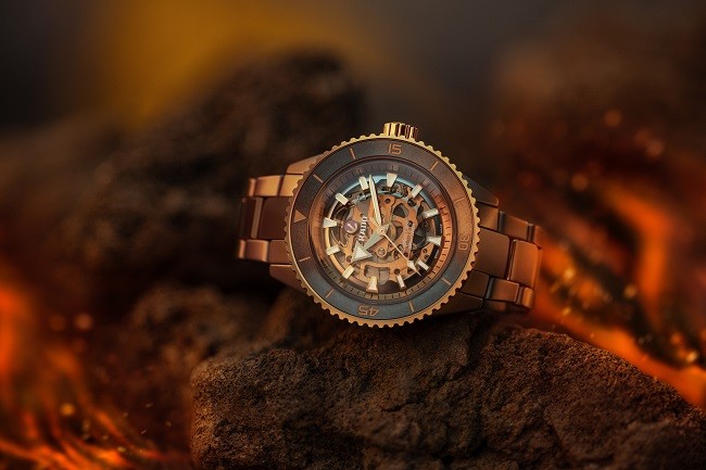 1729509855874008.jpg 06 Captain Cook库克船长高科技陶瓷镂空腕表“炽焰库克”.jpg