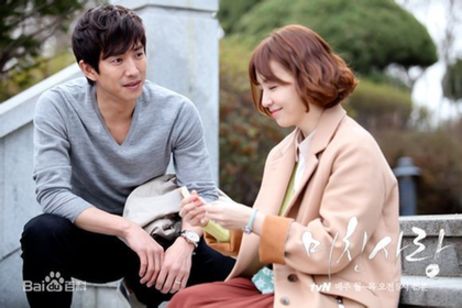 疯狂的爱情电视剧剧情介绍与演员表 疯狂的爱情好看吗? 疯狂的爱情电视剧剧情介绍与演员表 疯狂的爱情好看吗?