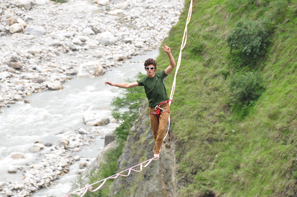 海螺沟中法高空扁带极限挑战创吉尼斯世界纪录