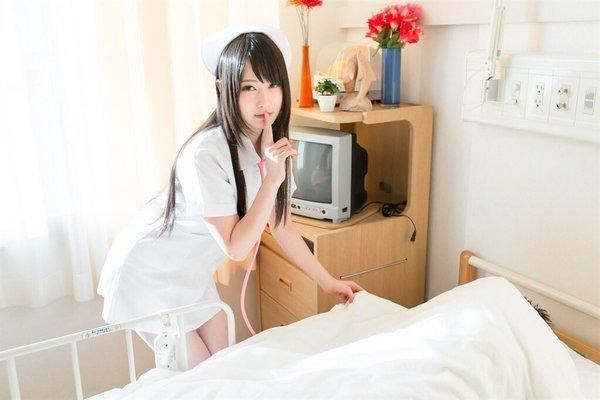 日本第一Coser:我的巨乳是纯天然的,高中已经G罩杯! 日本巨乳Coser嫁藤岛康介有“阴谋”?男方至今没回应