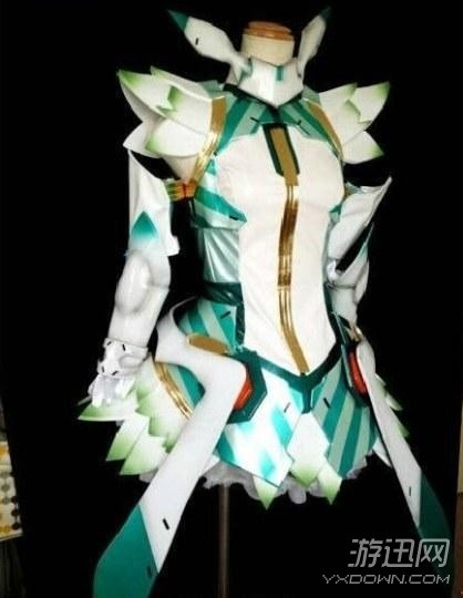 不怕孩子出柜?日本脑洞母亲为儿子做女装COS服道具 不怕孩子出柜?日本脑洞母亲为儿子做女装COS服道具