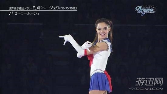 俄16岁花滑公主表演冰上《美少女战士》 还原度爆表! 俄16岁花滑公主表演冰上《美少女战士》 还原度爆表!