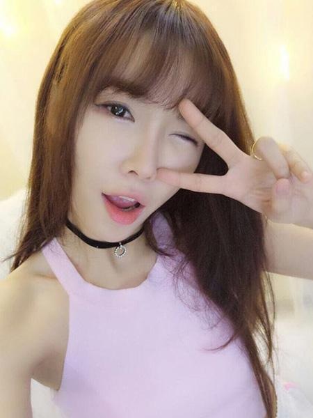 йʮ95Ů شãСľȻ00