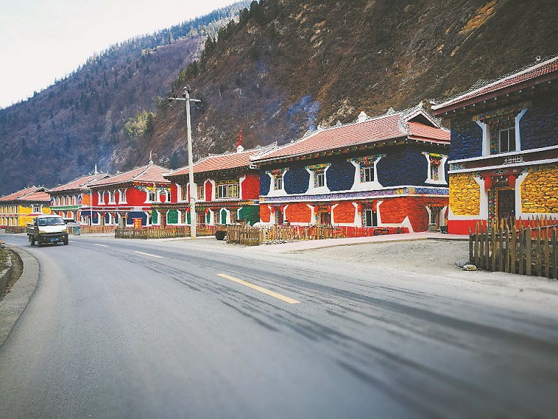 黑水一条彩林沟的旅游供给侧改革