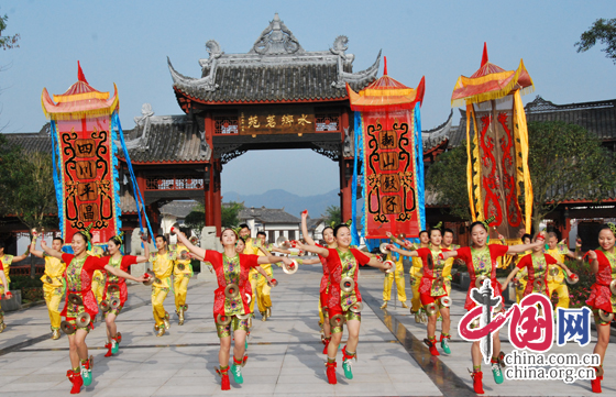 巴山茶韵云顶飘香 田园风光茶乡平昌——第三届“巴中云顶”茶文化旅游节4月18日在平昌举行
